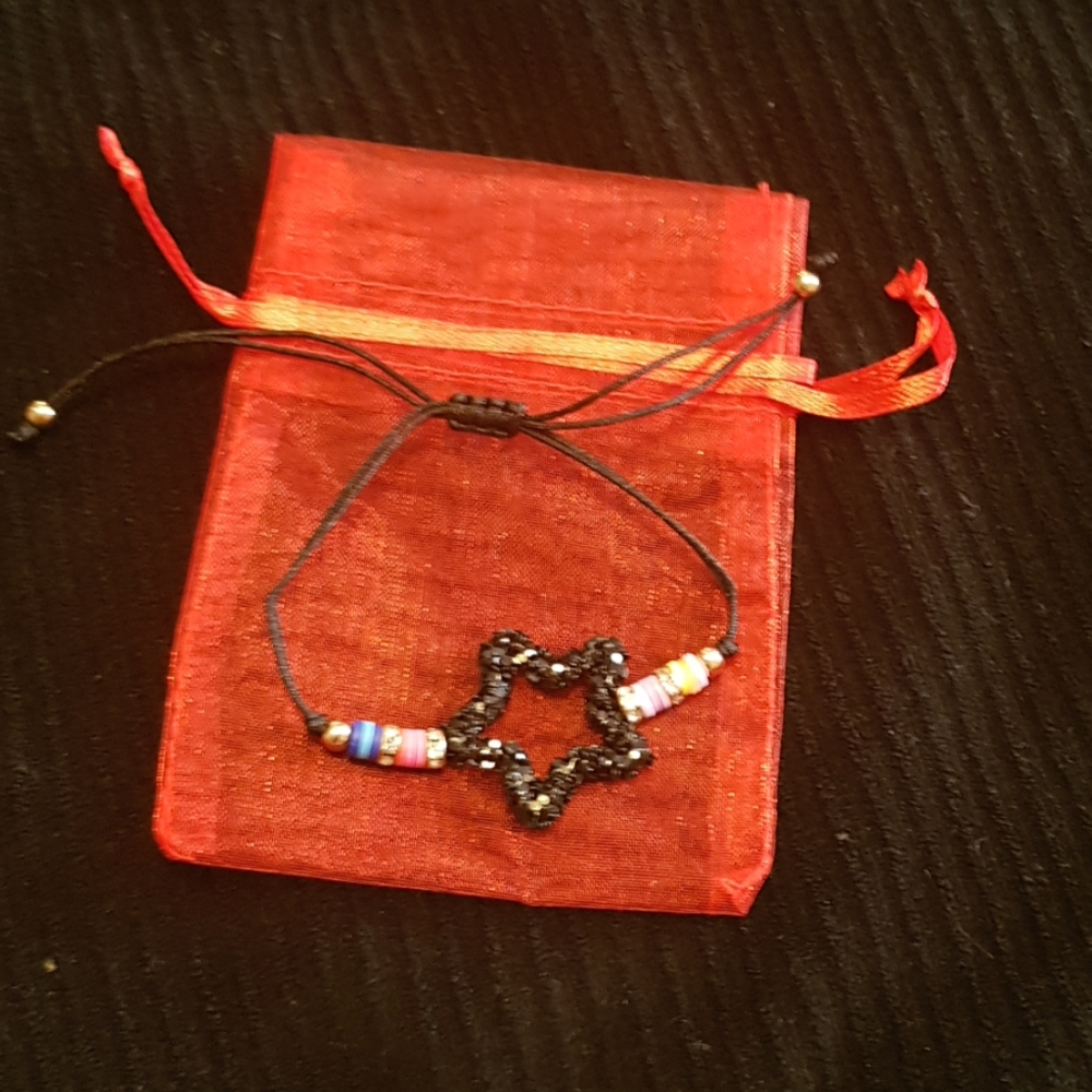 🌸1 FREE w Bundle 🌸Star adjustable bracelet 🌸 - Picture 3 of 8